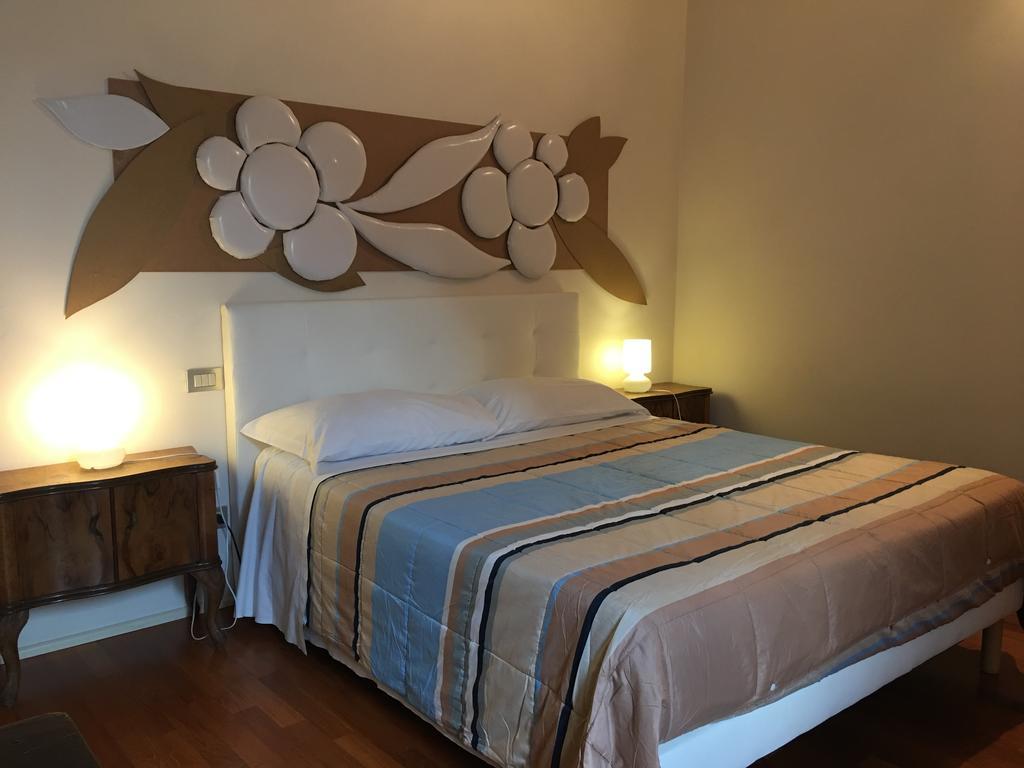 Domus Nova Residenza Il B&B Мантова Екстериор снимка