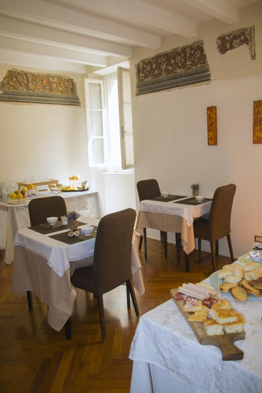 Domus Nova Residenza Il B&B Мантова Екстериор снимка